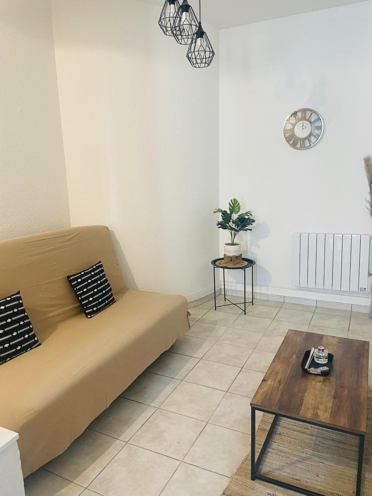 Appartement Authentique Coeur De Ville Sète Exteriör bild